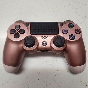 PS4 Dual Shock Controller